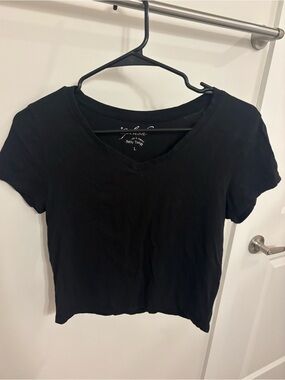 Splash Black V-Neck Short Sleeve Baby Tee